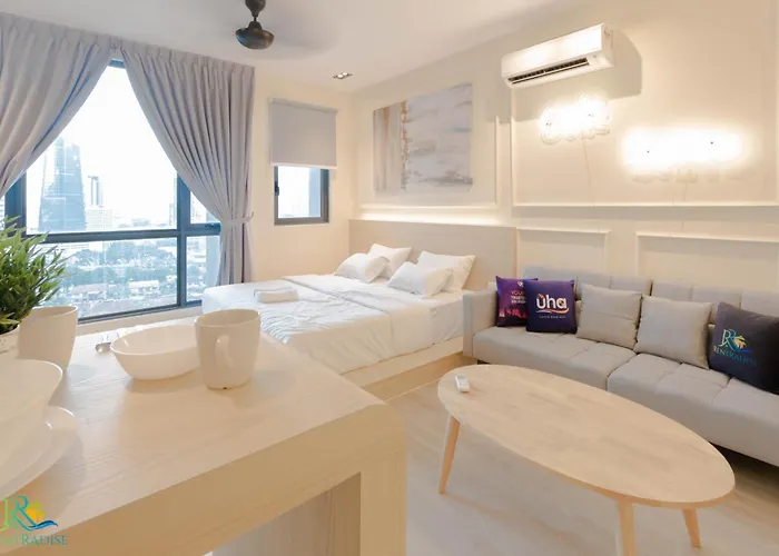SKS Pavilion Residence by UHA