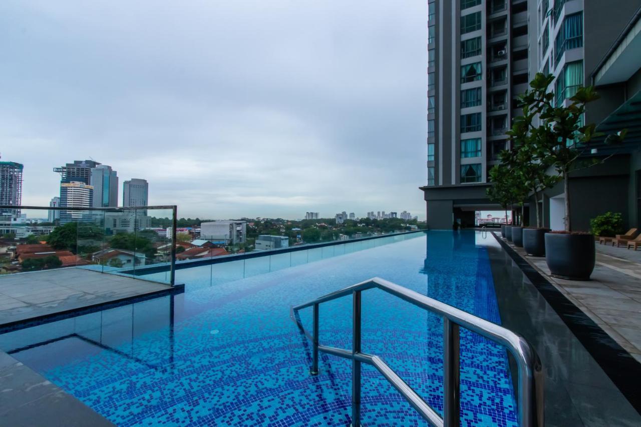 SKS Pavilion Residence by UHA *